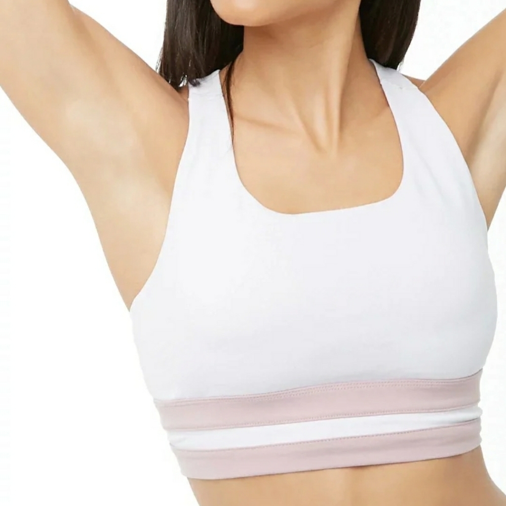 🖤New Forever 21 Sports Bra 🖤